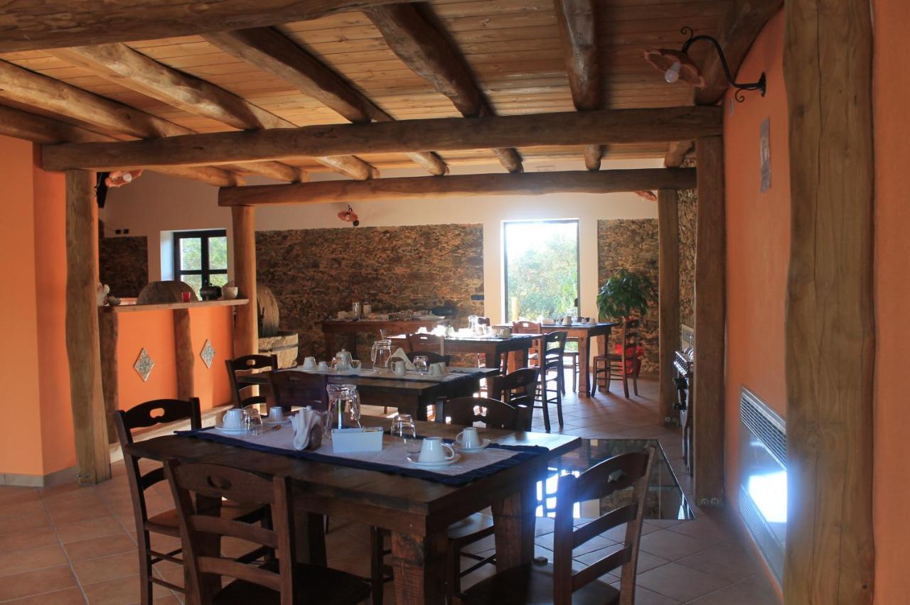 Antico Casale Bed & Breakfast Gioiosa Marea Bagian luar foto